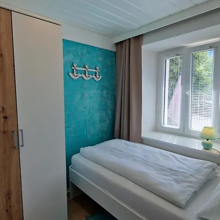Homy Downtown Apartment *