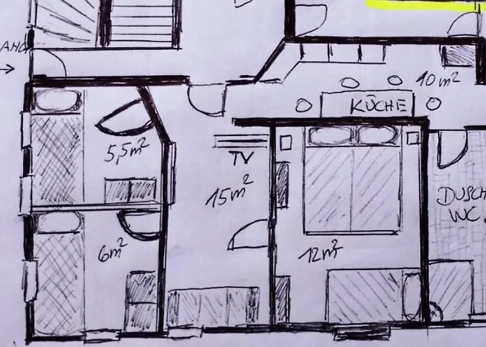 Homy Downtown Apartment *