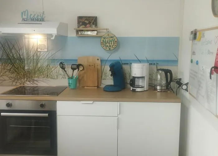 Homy Downtown Apartment *